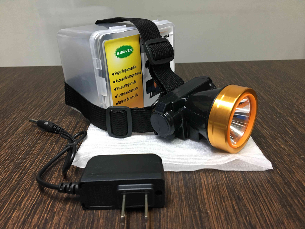 LINTERNA DE CABEZA RECARGABLE