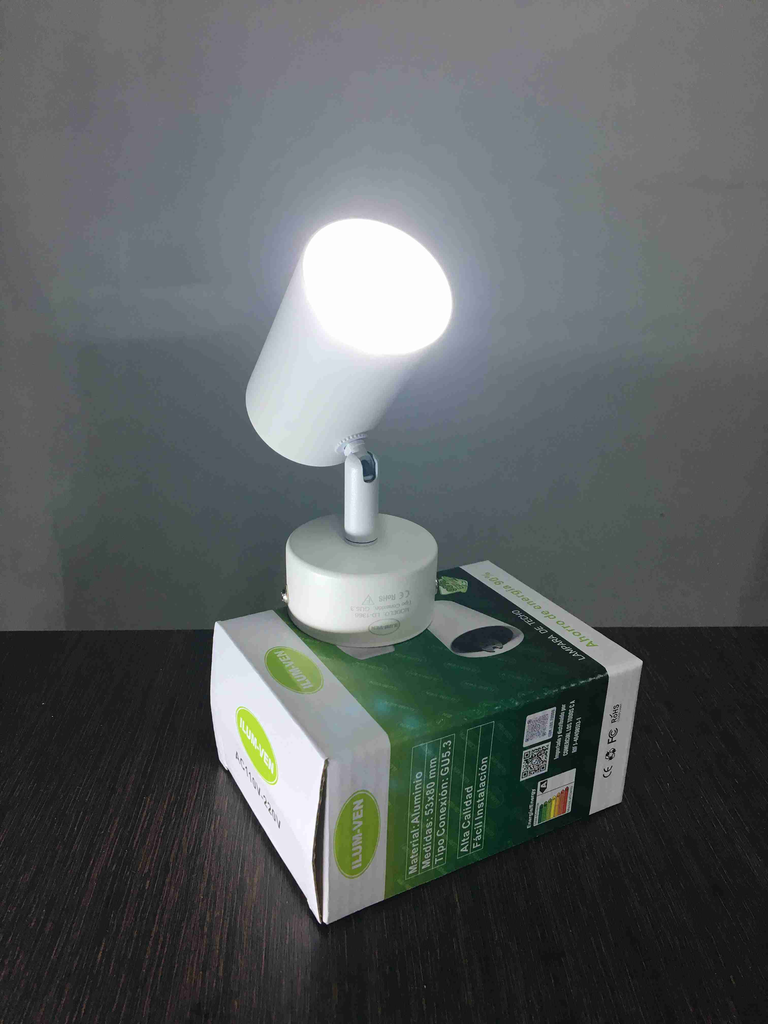 LAMPARA DE TECHO AJUSTABLE BLANCO